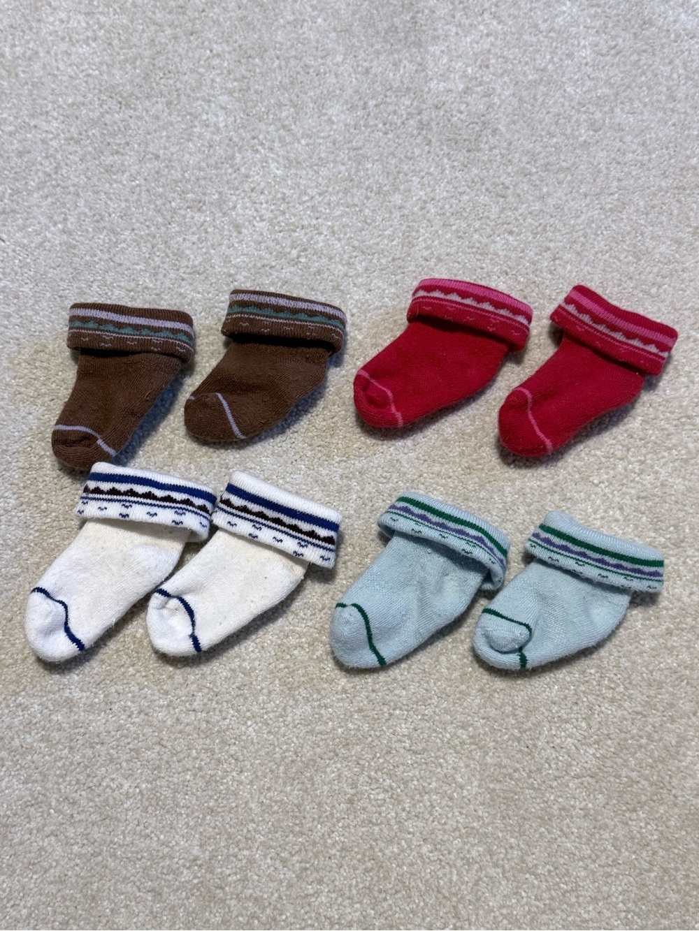 Bombas Baby Socks 0-6 Months Lot of 4 Pairs Stay-On Cuffed Socks EUC